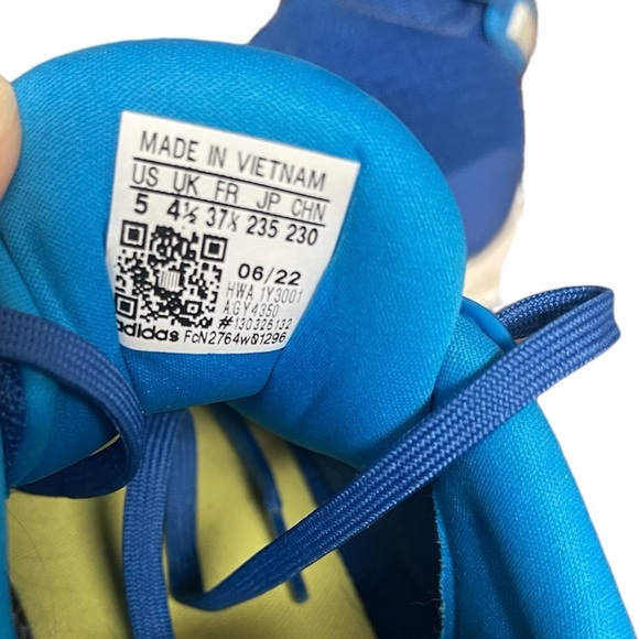 Adidas EQ21 Run Sneakers in Blue - Picture 6 of 6